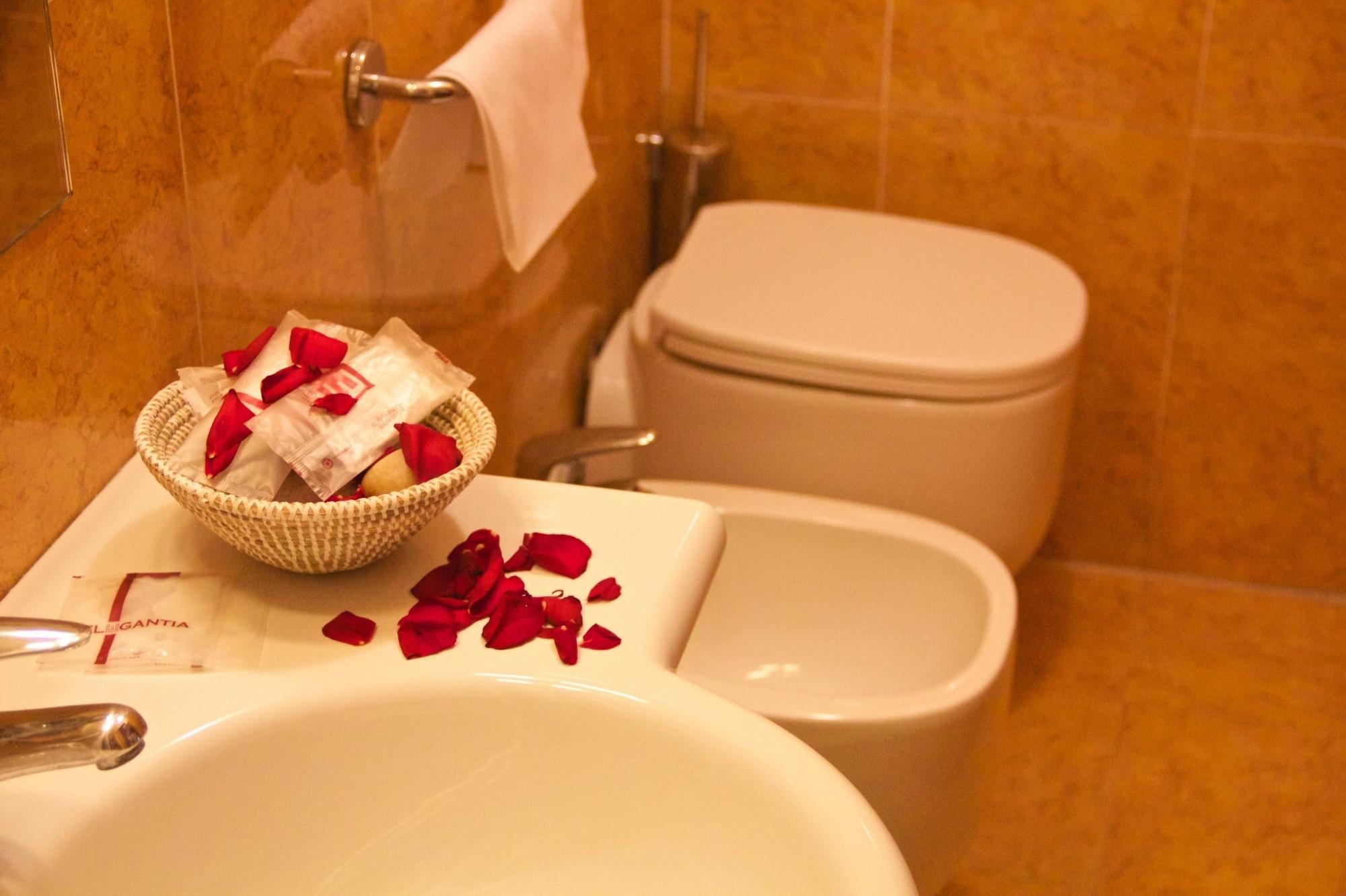 Hotel Novecento Roma Ngoại thất bức ảnh