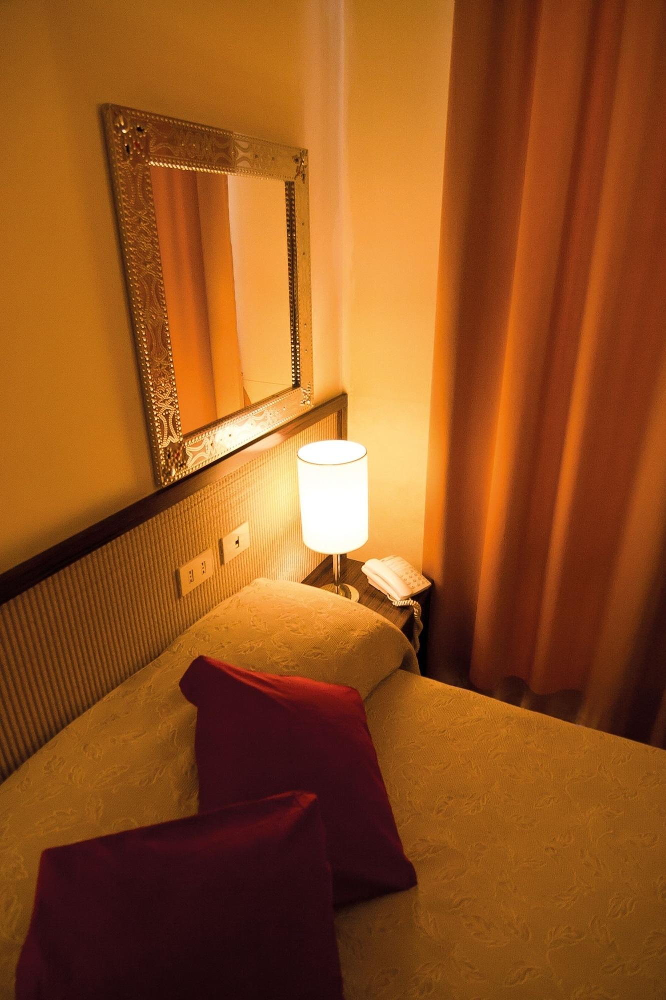 Hotel Novecento Roma Ngoại thất bức ảnh