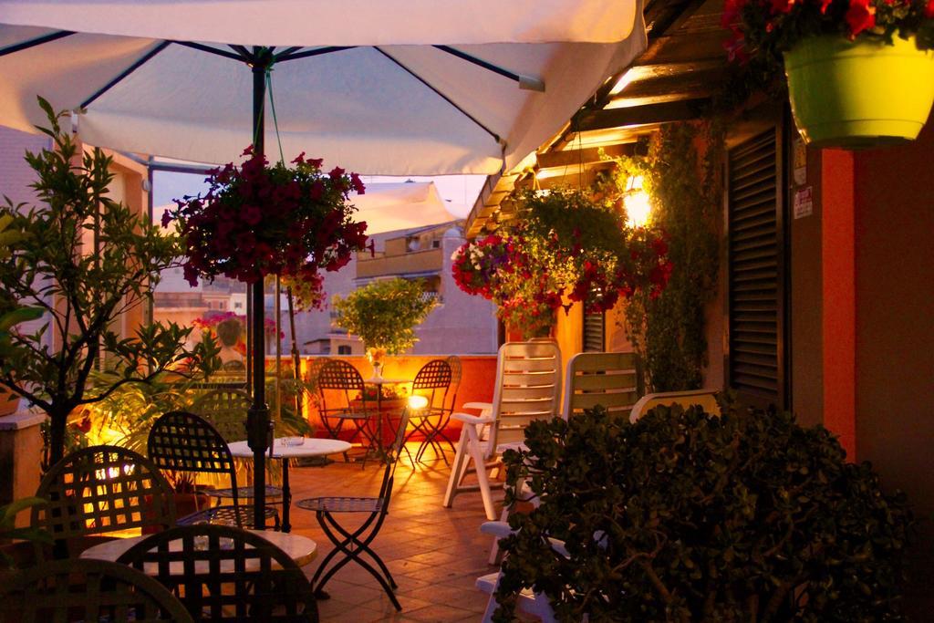 Hotel Novecento Roma Ngoại thất bức ảnh